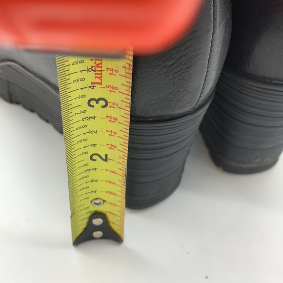 Earth Dune Black Leather Wedge Bootie / Sz 10 - Picture 7 of 8